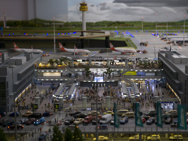 Terminal mit Einblick